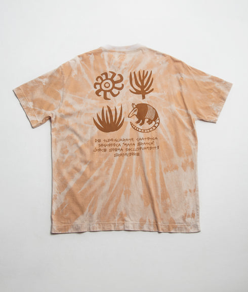 Camiseta Agroecológica Rupestre Tie-dye Açafrão - Fit Oversized